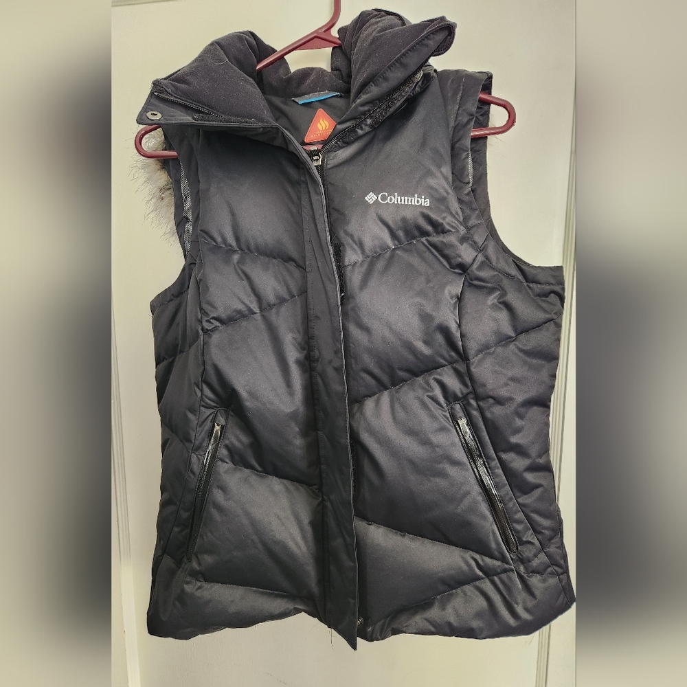 Columbia Omni Shield vest